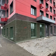 Продажа помещения с арендаторами в ЖК "Цветочные поляны"