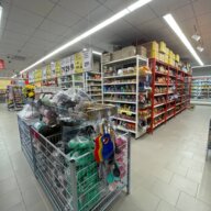 Продажа торгового помещения с супермаркетом Верный