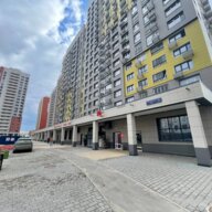 Продажа торгового помещения с супермаркетом Верный