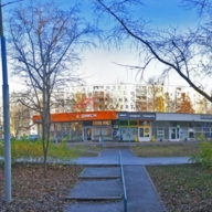 Продажа углового помещения с супермаркетом Дикси