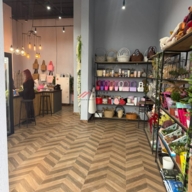 Продажа помещение с арендаторами в ЖК "Середневский Лес" 