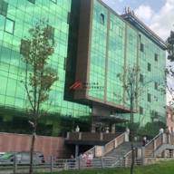 Продажа торгового помещения с арендатором в БЦ "Барклай плаза"