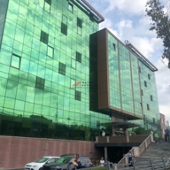 Продажа торгового помещения с арендатором в БЦ "Барклай плаза"