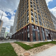 Продажа углового торгового помещения в ЖК Лучи-2