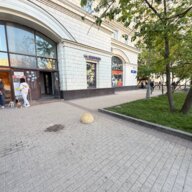 Продажа нежилого помещения с арендаторами 