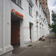 Продажа торгового помещения с магазином "Дикси"