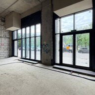 Продажа помещения на трафике. 1я линия. 