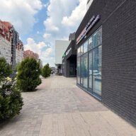 Продажа торгового помещения с магазином "Улыбка радуги"
