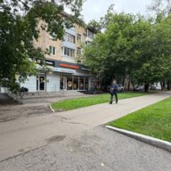 Продажа торгового помещения с арендатором магазин