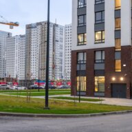 Продажа помещения с арендатором "Строймаг" в ЖК Лучи