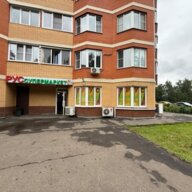 Продажа помещения с арендатором Красное и Белое
