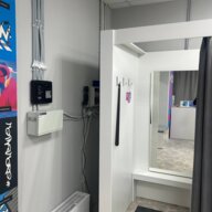 Продажа помещения рядом с метро Локомотив в новом доме