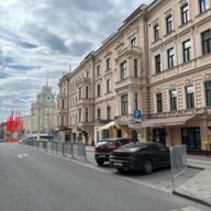 Продажа помещения с арендатором ресторан на Маяковской