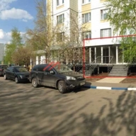 Торговое помещение возле выхода из метро Борисово