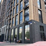 Продажа помещения с арендаторами "Горздрав" и "Britva"