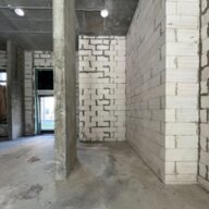 Аренда торгового помещения в новом доме 