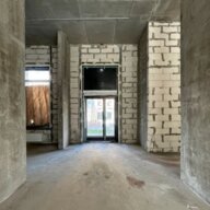 Аренда торгового помещения в новом доме 