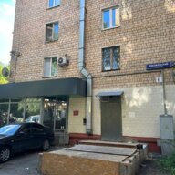 Продажа помещения с магазином, окупаемость 9 лет.