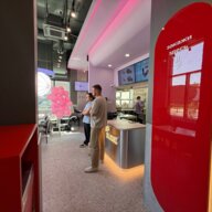 Продажа помещения с арендатором Up суши в ЖК "Волжский парк" 