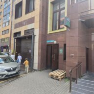 Продажа помещения с арендаторами, окупаемость 9 лет.