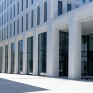 Продажа торгового помещения в БЦ клaсca A "STONЕ Сaвёловcкaя"