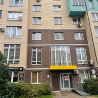 Аренда торгового помещения в жилом доме