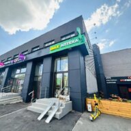 Продажа торгового помещения с аптекой ШАХ