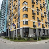 Аренда торгового помещения в жилом комплексе Лучи