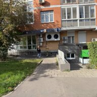 Продажа помещения с арендаторами, окупаемость 10 лет