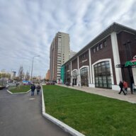 Продажа торгово-офисного центра на выходе из метро