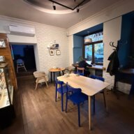 Продажа помещения с арендатором кафе «White Fox cafe» на Плющихе