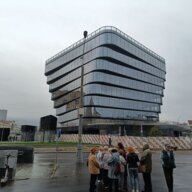 Продажа торгового помещения в бизнес центре Twist