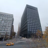 Продажа торгового помещения с арендатором в БЦ "Stone Towers"