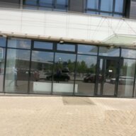 Продажа торгового помещения в бизнес-центре "10"